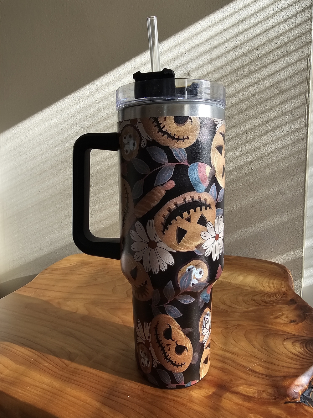 Halloween Pumpkin and Daisy Tumbler with Straw - Picture 4 of 6